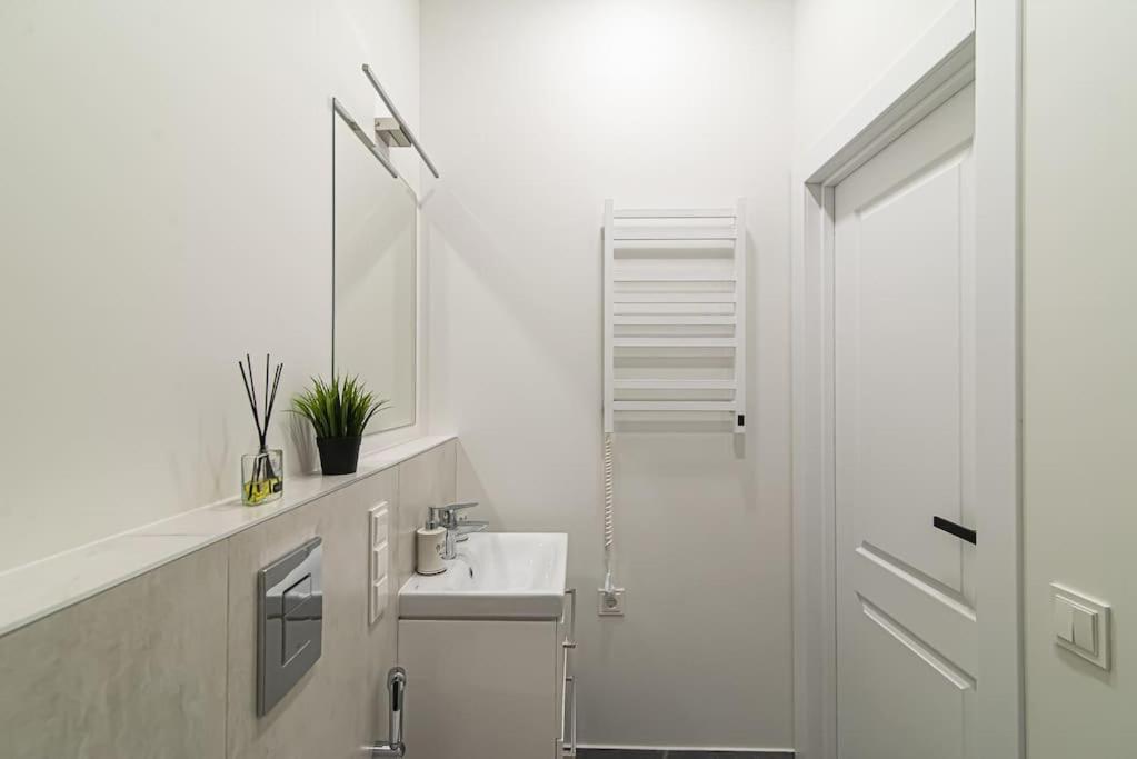 Apartment New And Modern In Old Town By Urban Rent Wilna