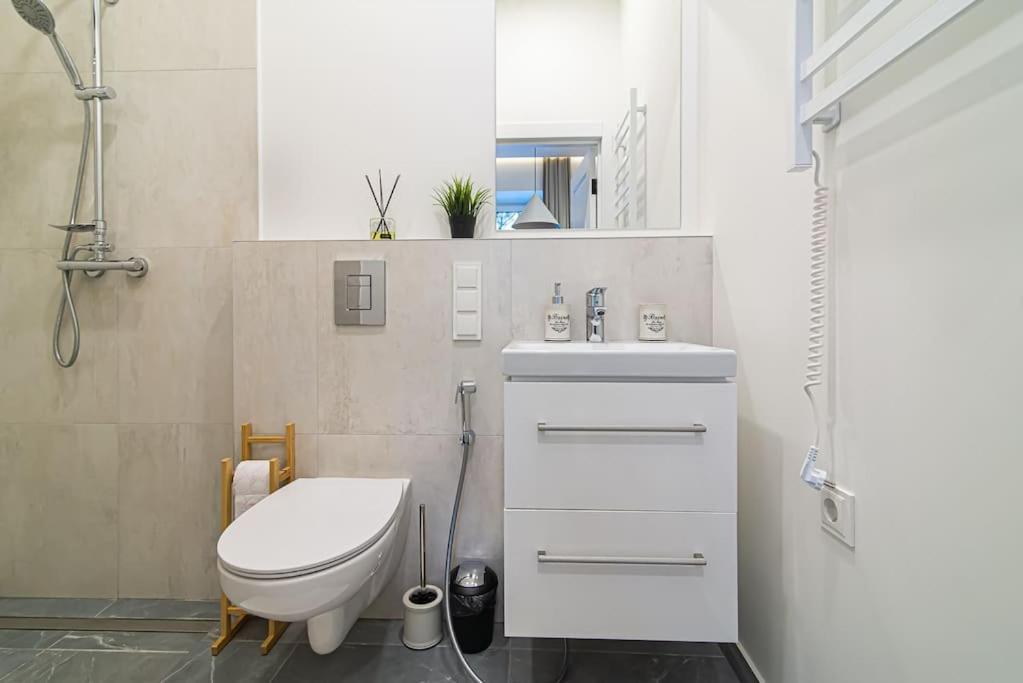 Apartment New And Modern In Old Town By Urban Rent